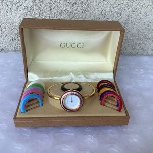 Vintage Gucci 11/12.2 Change Bezel Bangle Watch Petite Great Preowned Condition